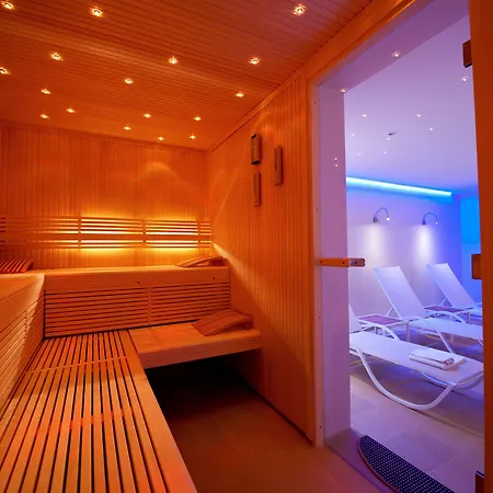 Mondi Lägenhetshotell 4*