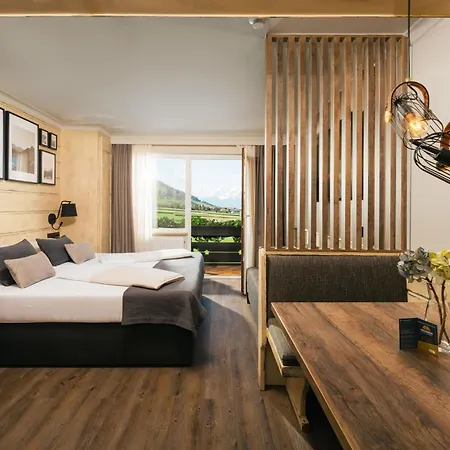 Mondi Hotel Axams Aparthotel 4*